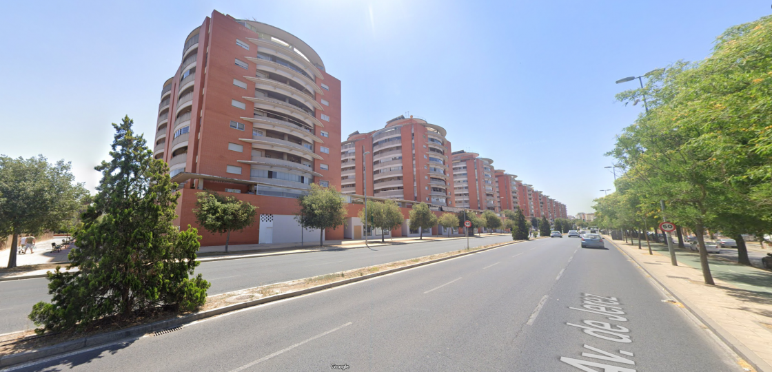 Piso en venta o alquiler en Bellavista, Jardines de Hércules. con garaje y trastero.